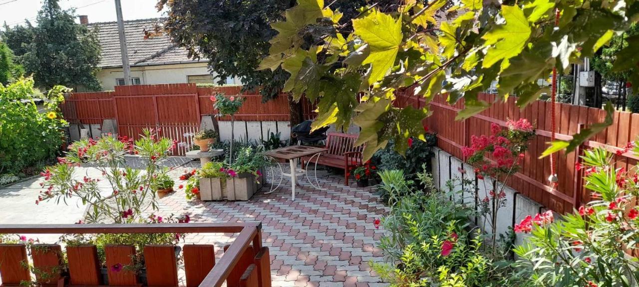 Mimi Vendeghaz Apartment Siofok Exterior photo
